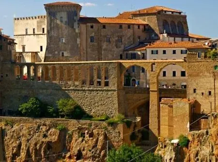 Old Town Kick Bestlocated Pitigliano